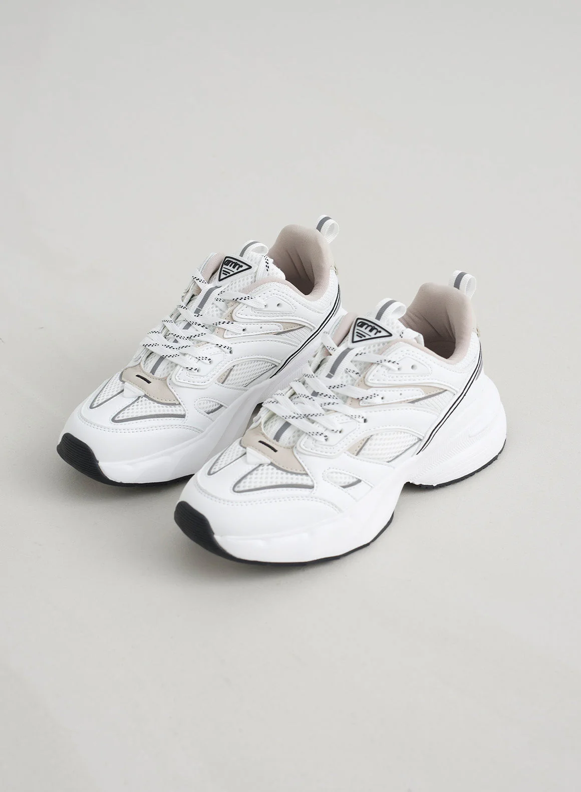 White Athena 100