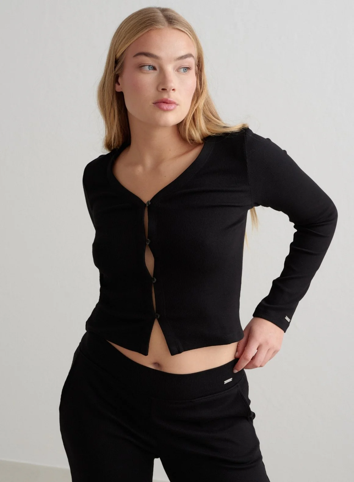 Black Ease Ribbed Cardigan - Image 2