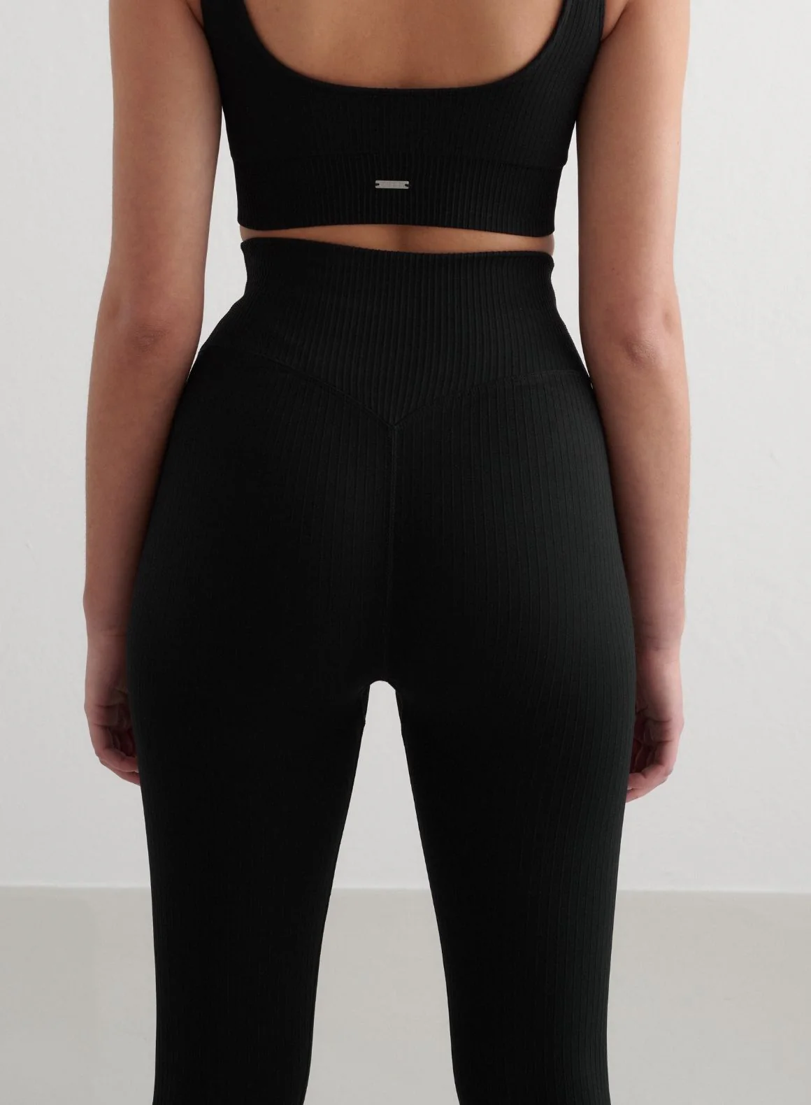 Black Ribbed Seamless Tights - Image 6
