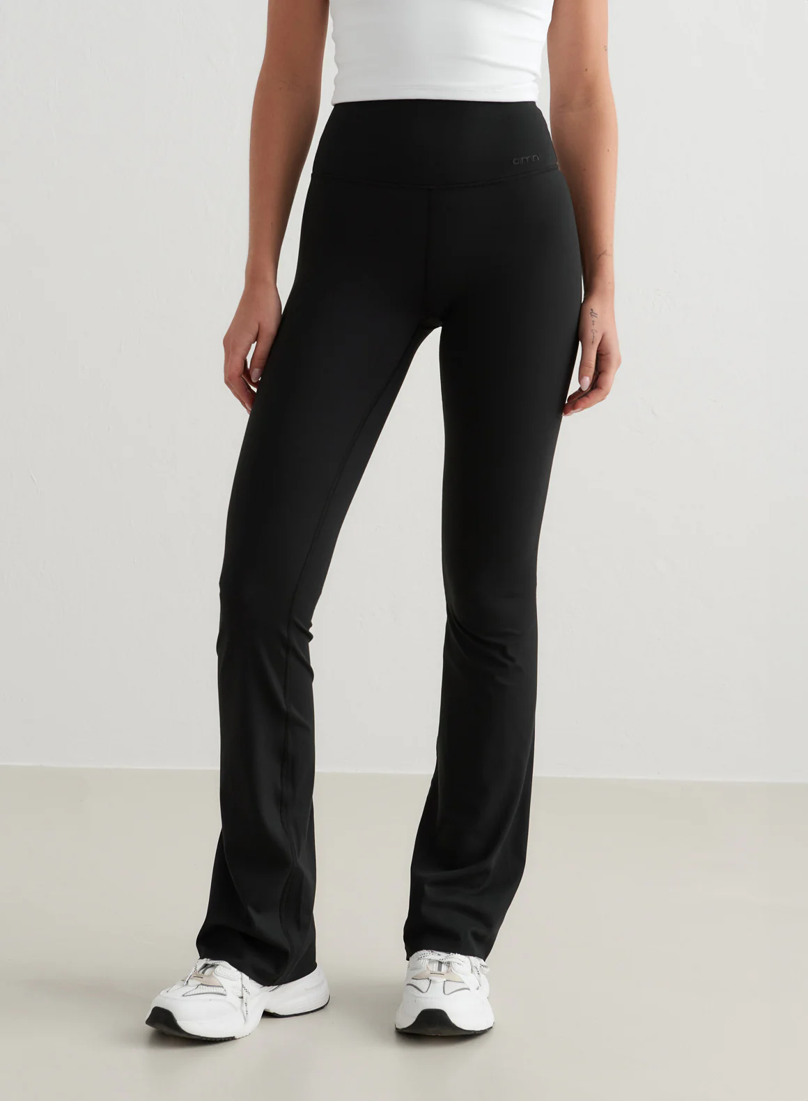 Black Sense Flare Tights - Image 106