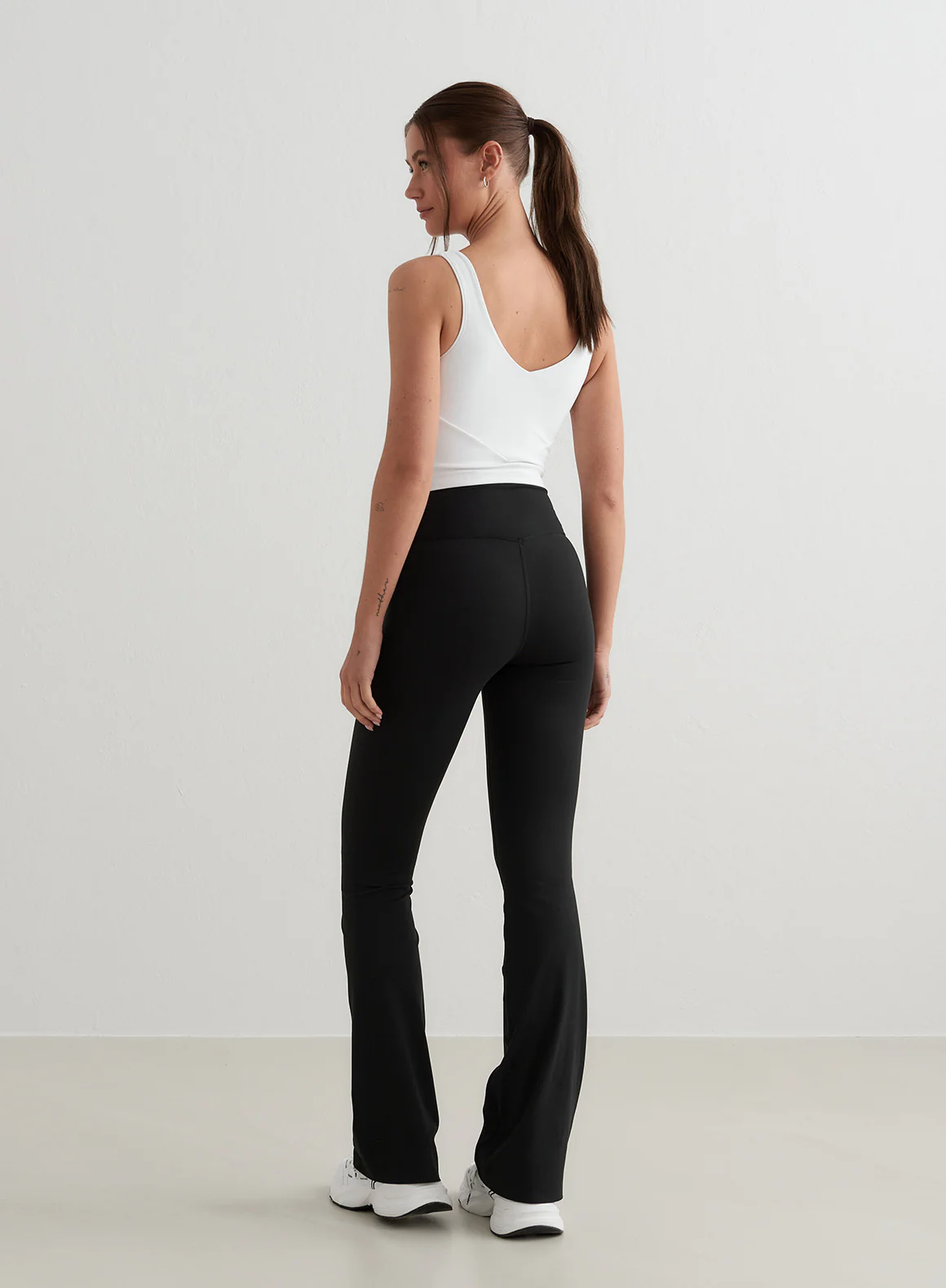 Black Sense Flare Tights - Image 72