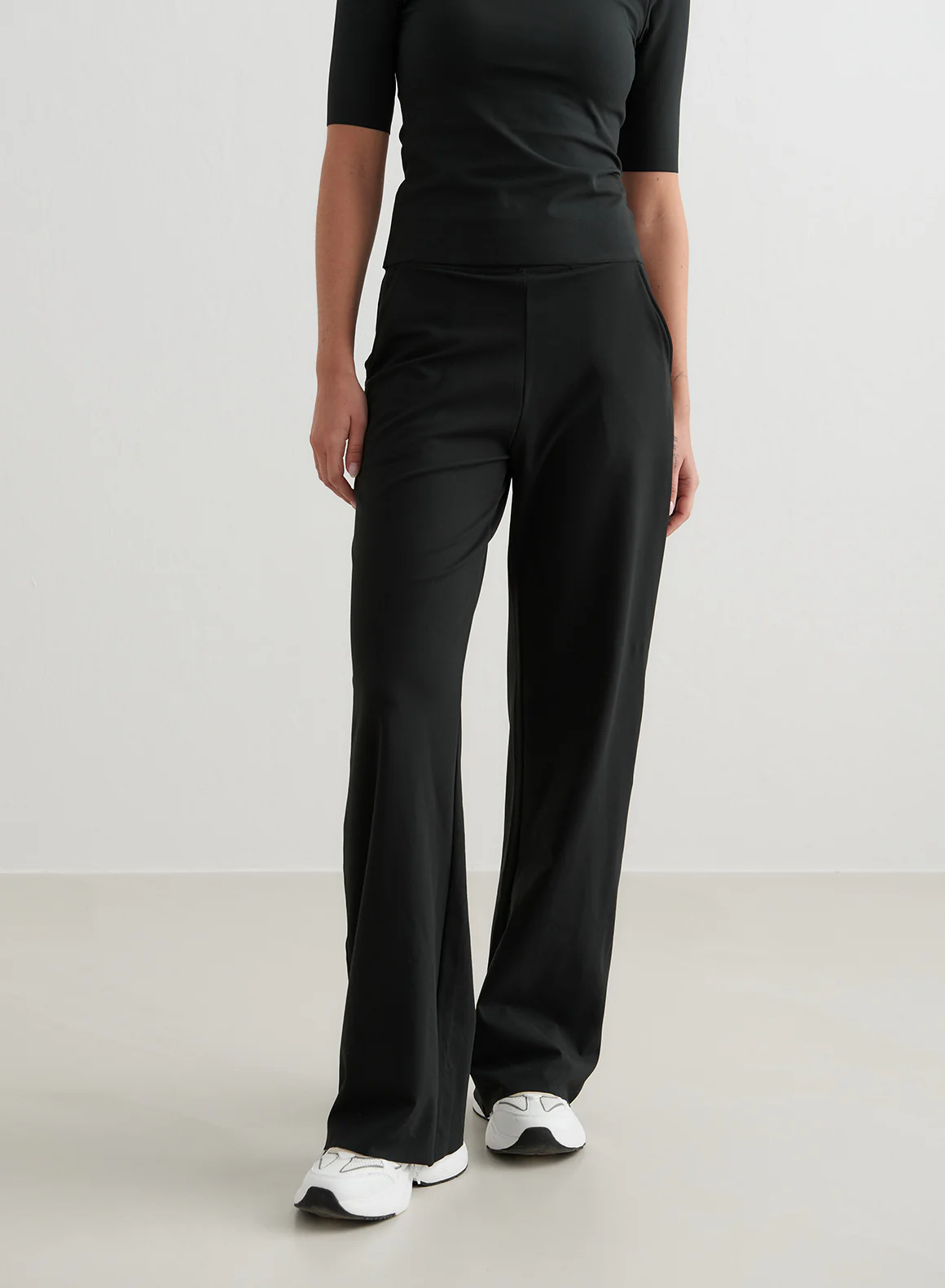 Black Sense Wide Pants - Image 32