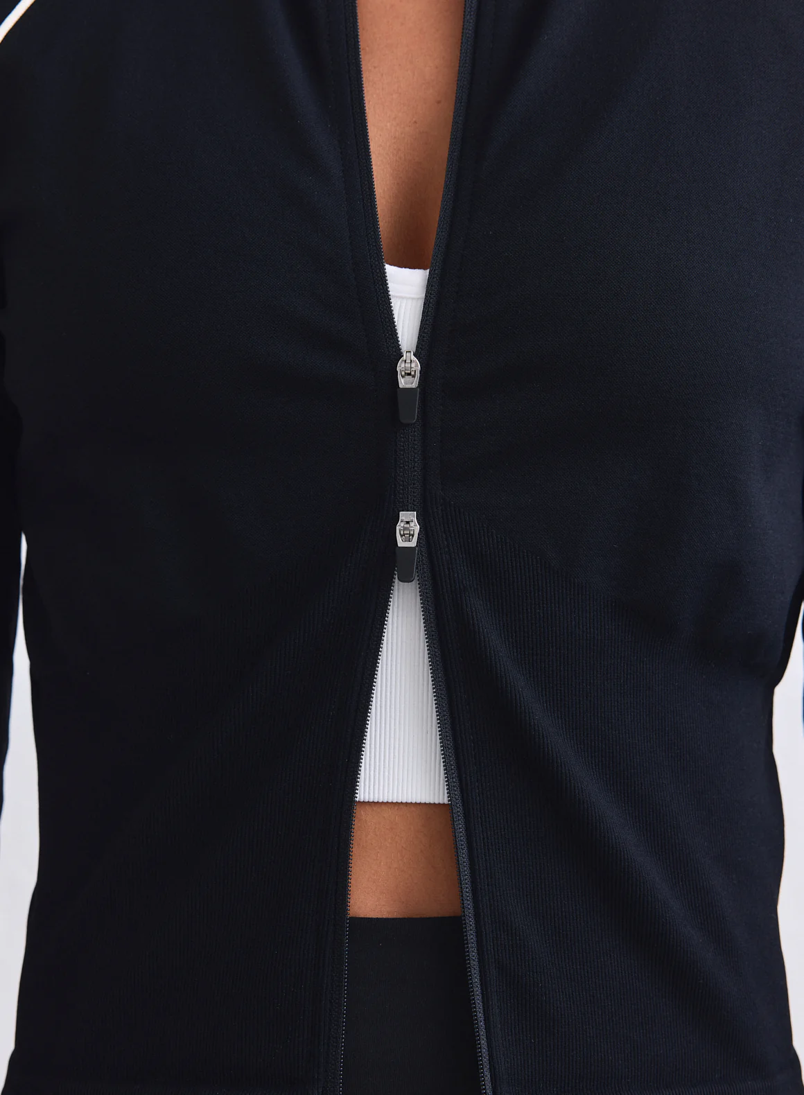 Black Shape Seamless Contrast Zip Jacket - Image 5