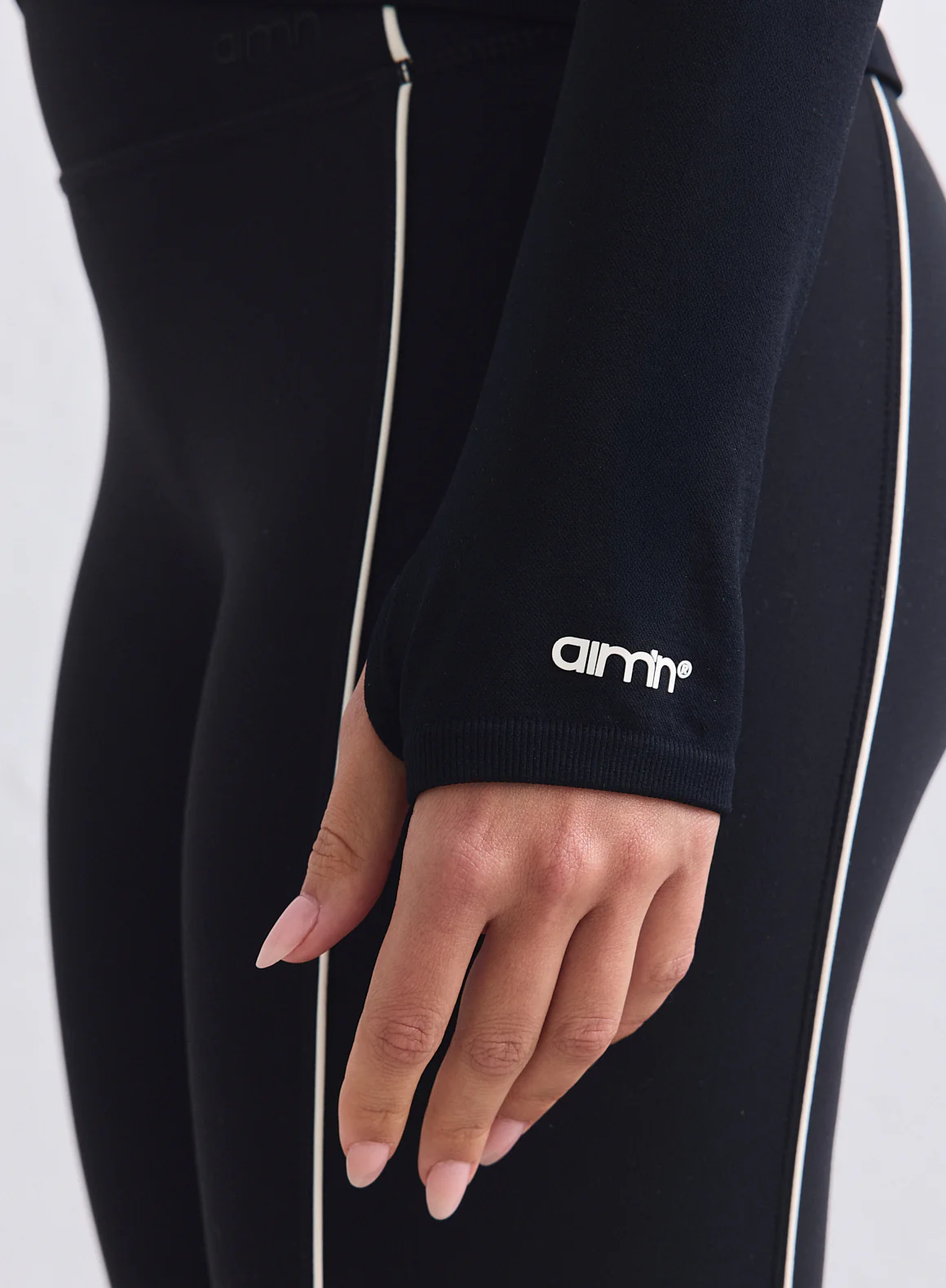 Black Shape Seamless Contrast Zip Jacket - Image 6