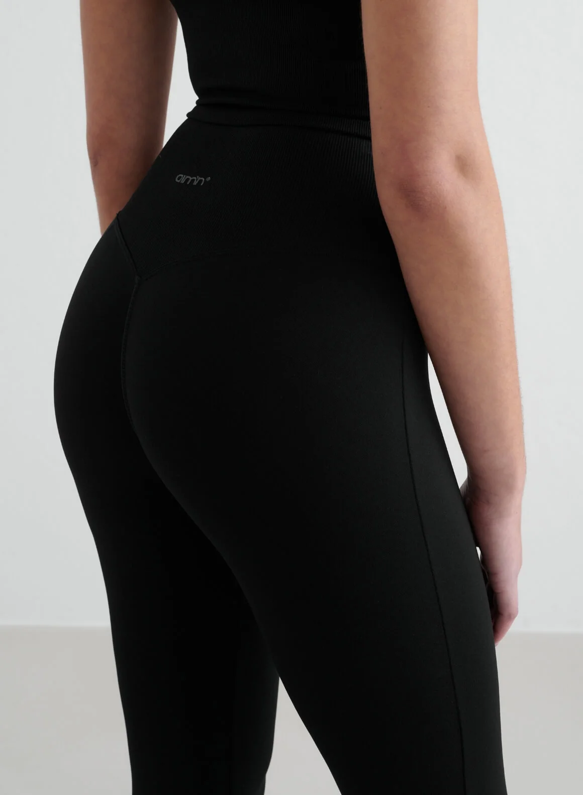 Black Shape Seamless Flare Tights - Image 16