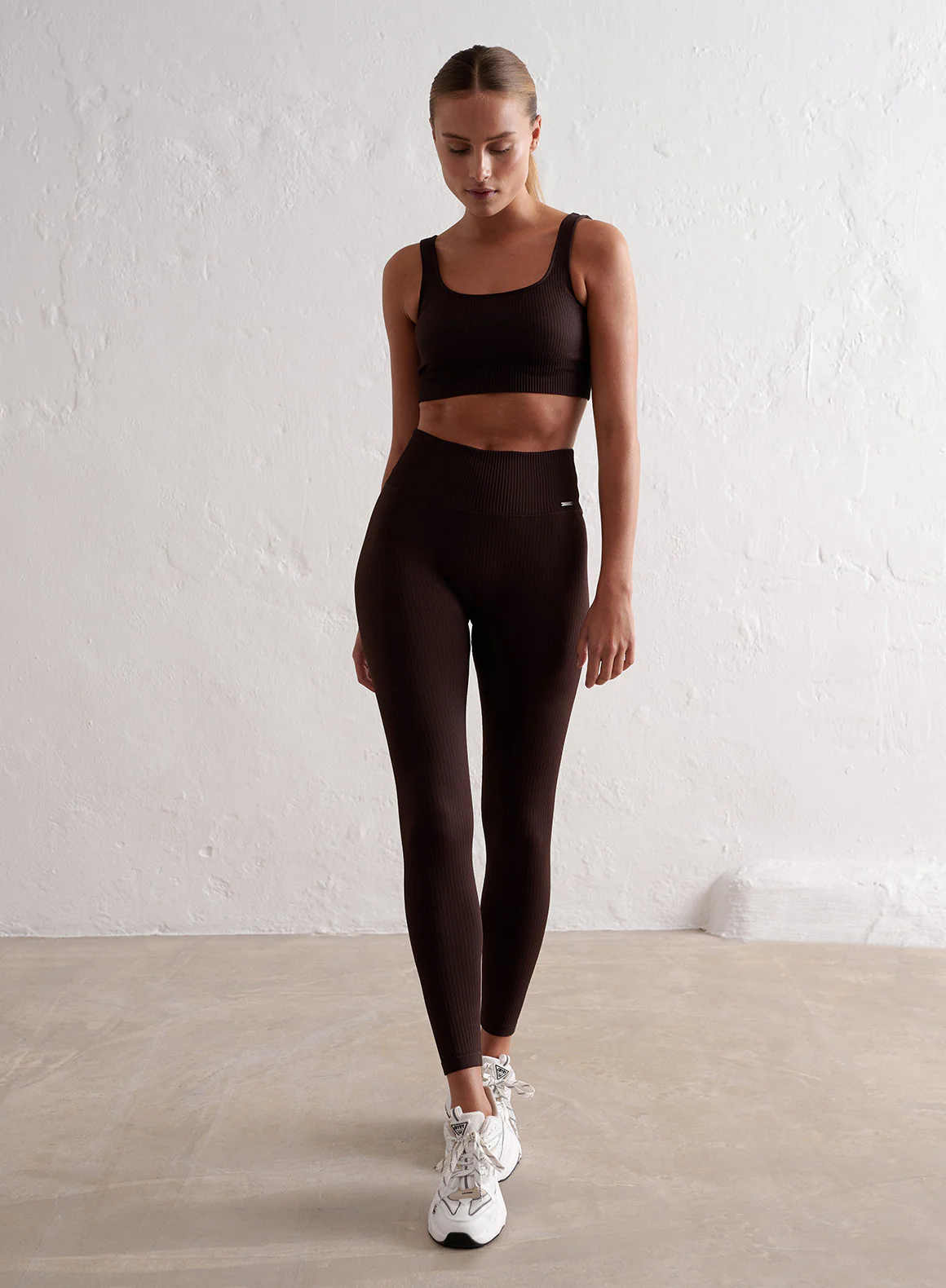 Cacao Ribbed Seamless Tights - Image 17