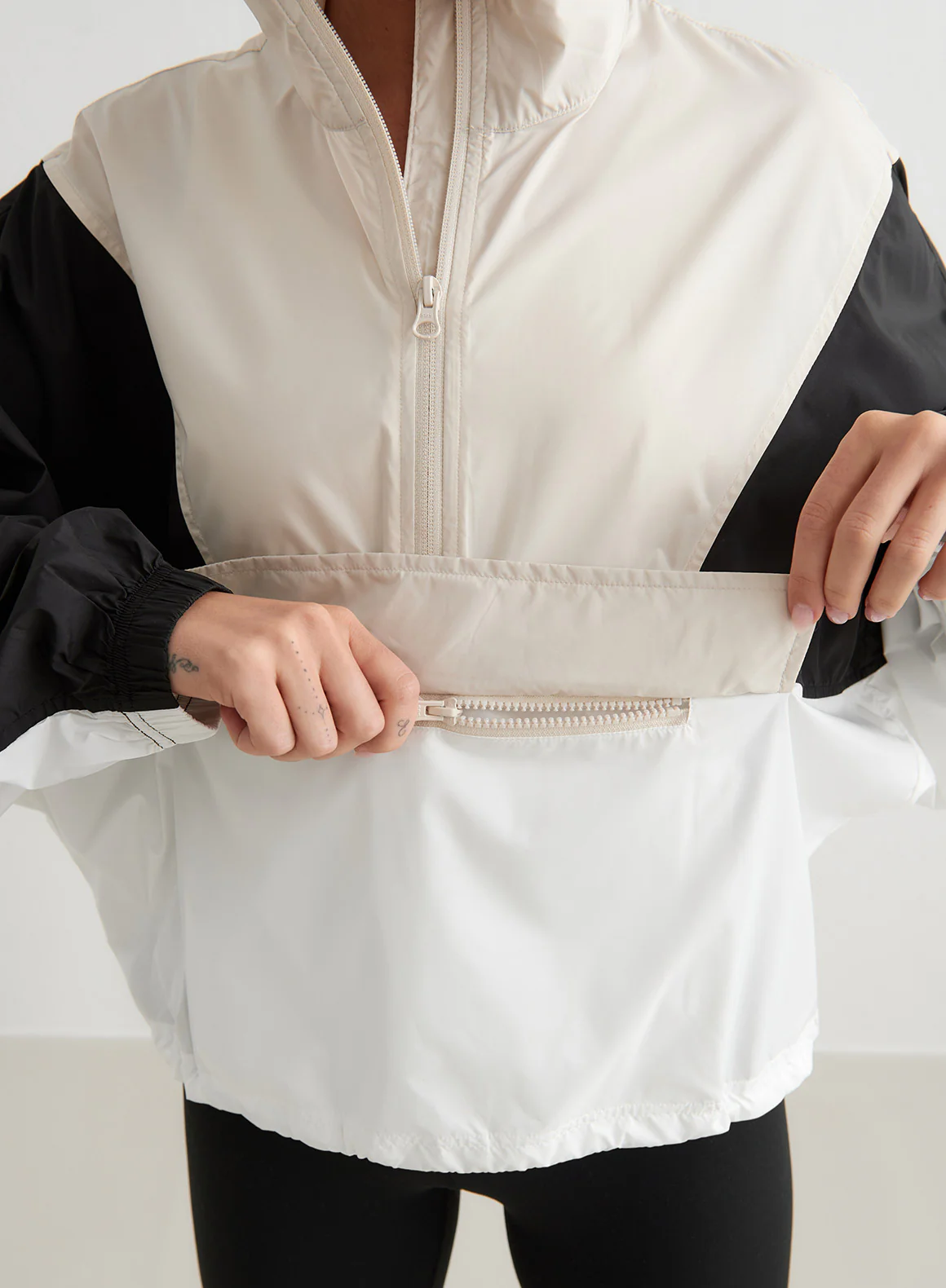 Café Au Lait Balance Blocked Windstopper Jacket - Image 5